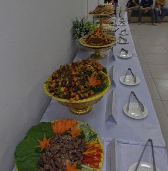 Thuc don tiec buffet 18 bf8a1595