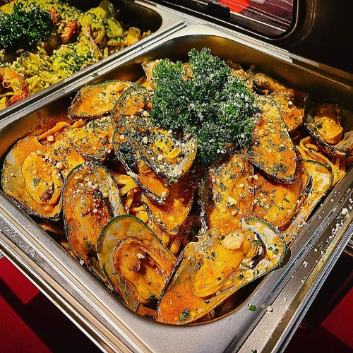 Thuc don tiec buffet 8