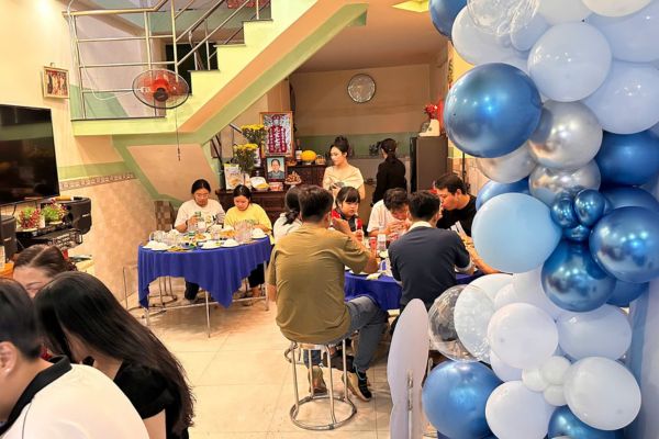 Dịch vụ đặt tiệc đầy tháng tại nhà của đặt tiệc Ngọc Thuận Dịch vụ đặt tiệc đầy tháng tại nhà của đặt tiệc Ngọc Thuận