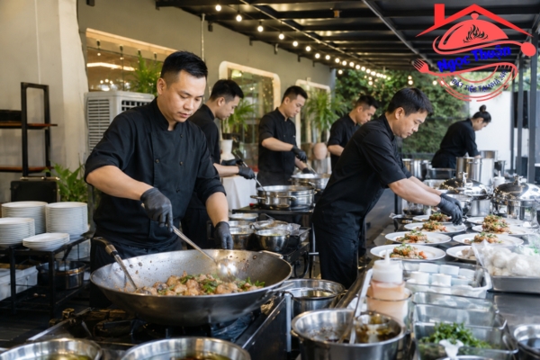 Đầu bếp có kinh nghiệm tổ chức tiệc