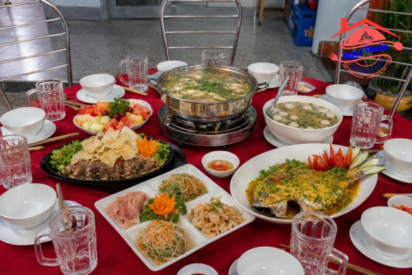 Chọn thực đơn phù hợp cho tiệc sinh nhật của bé