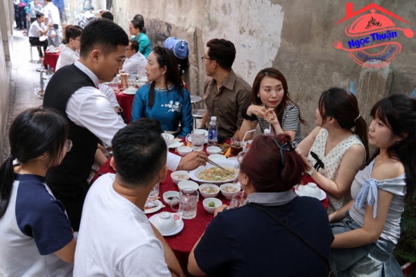 Bữa tiệc đặt tiệc Ngọc Thuận phục vụ cho khách hàng tại Thủ Đức