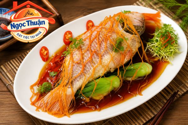 Cá diêu hồng hấp xì dầu.