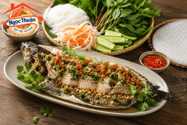 Cá lóc hấp cuốn bánh tráng. Cá lóc hấp cuốn bánh tráng.