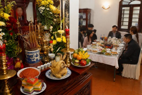 Tiệc đám giỗ tại nhà thường gồm những phần nào?
