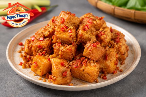 Đậu hủ chiên xả ớt. Đậu hủ chiên xả ớt.