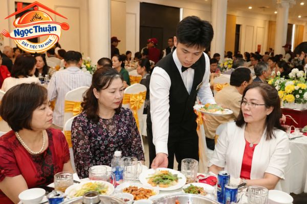 Giá đặt tiệc tại nhà Quận 7 khoảng bao nhiêu?