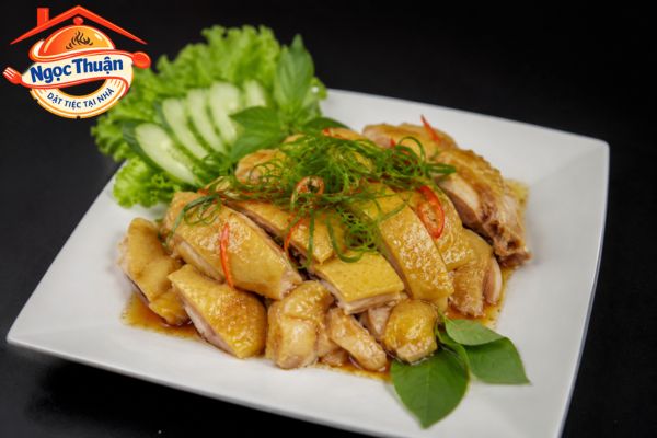 Gà hấp mắm nhĩ