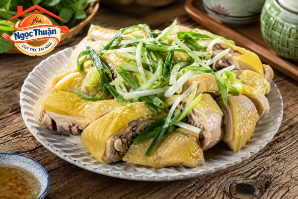 Gà hấp hành. Gà hấp hành.