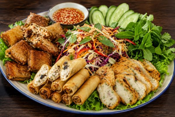 Chả giò hải sản + Nem cua bể + Cá thác lác chiên thì là + Gỏi ngũ sắc Chả giò hải sản + Nem cua bể + Cá thác lác chiên thì là + Gỏi ngũ sắc