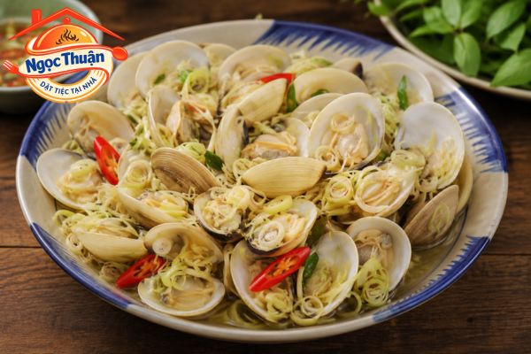 Nghêu hấp sả. Nghêu hấp sả.