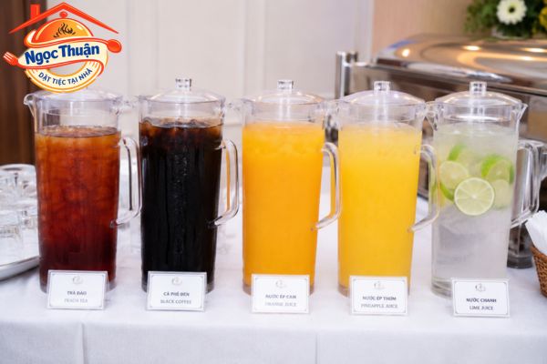 Trà, cà phê và nước ép