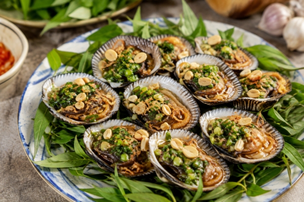 Sò lông nướng mỡ hành.