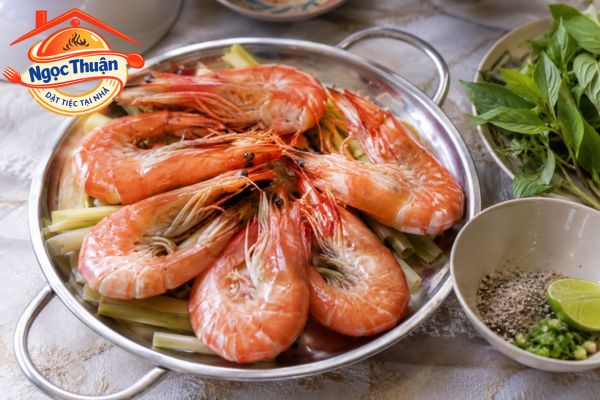 Tôm hấp bia. Tôm hấp bia.