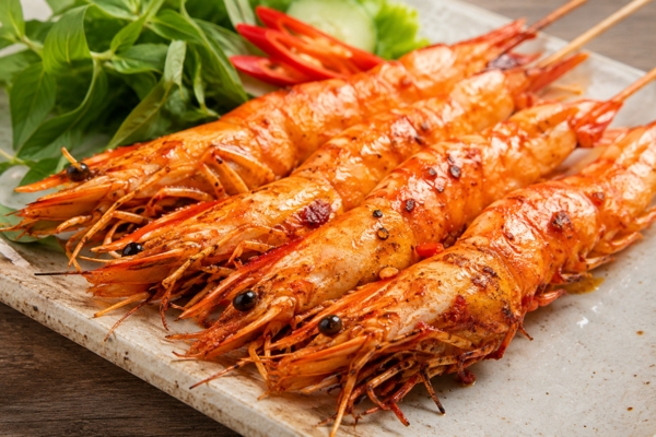 Tôm nướng muối ớt.