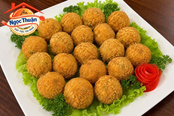 Trứng cút bách hoa Trứng cút bách hoa