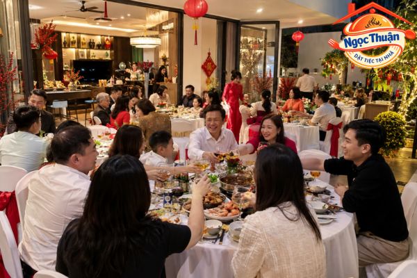 Chính sách đặt tiệc và các khoản có thể phát sinh khi đặt tiệc tất niên tại Ngọc Thuận Chính sách đặt tiệc và các khoản có thể phát sinh khi đặt tiệc tất niên tại Ngọc Thuận