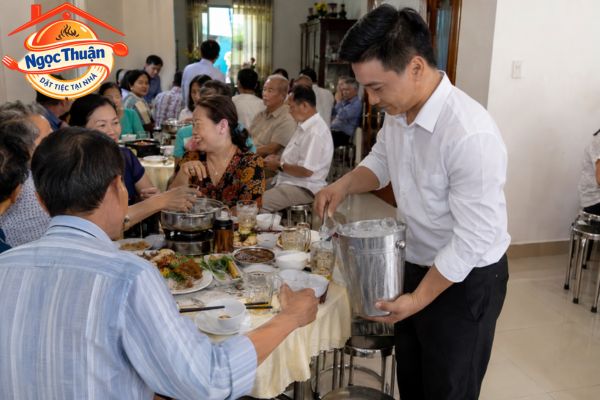 Khu vực phục vụ đặt tiệc tại Phú Nhuận