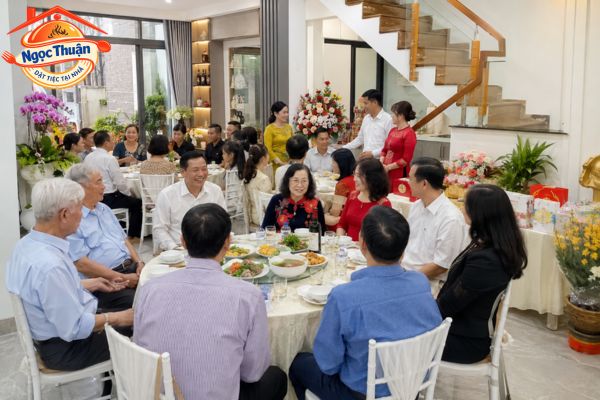 Tiệc tân gia